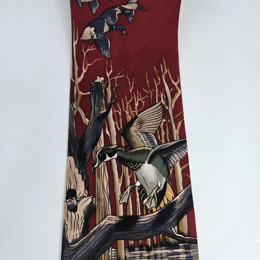 Vintage Flying Mallard Duck Silk‎ Tie Scenic Wetland Marsh Burgundy Red 4x57